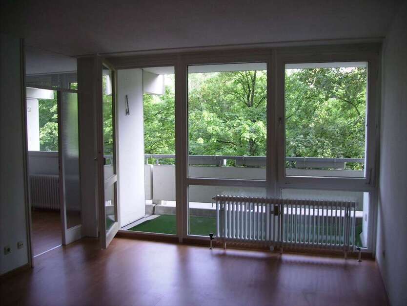 Wohnung zum Kaufen in München 398.000 € 65 m²