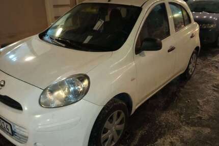 Nissan Micra 199.000 km 2.800 &euro; Hof 95028