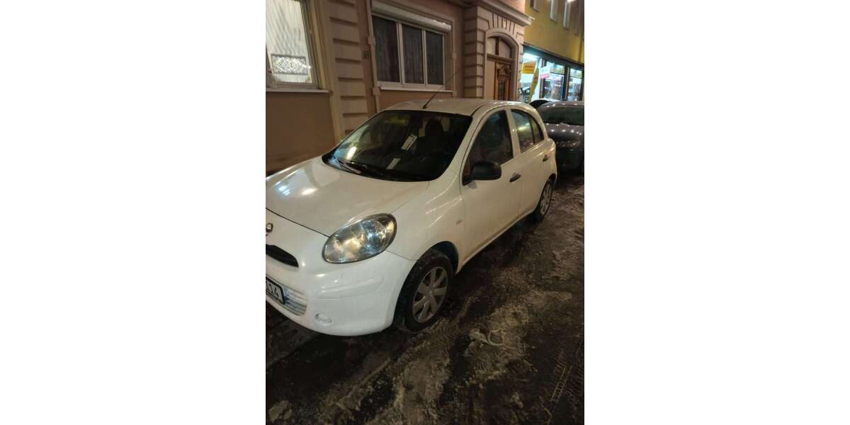 Nissan Micra 199.000 km 2.800 &euro; Hof 95028
