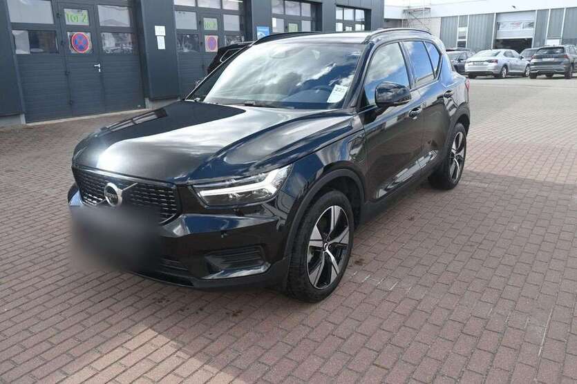 Volvo XC40 45.100 km 33.500 € Grünwald 82031