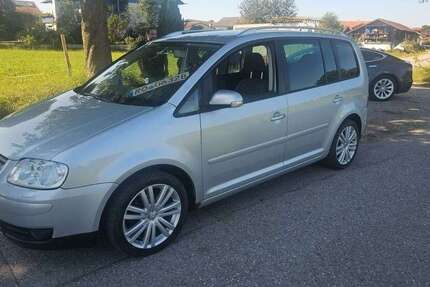 VW Touran 186.000 km 999 &euro; Raubling 83064