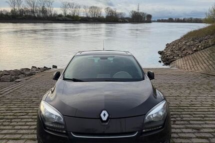Renault Megane 145.000 km 4.800 &euro; biblis 68647