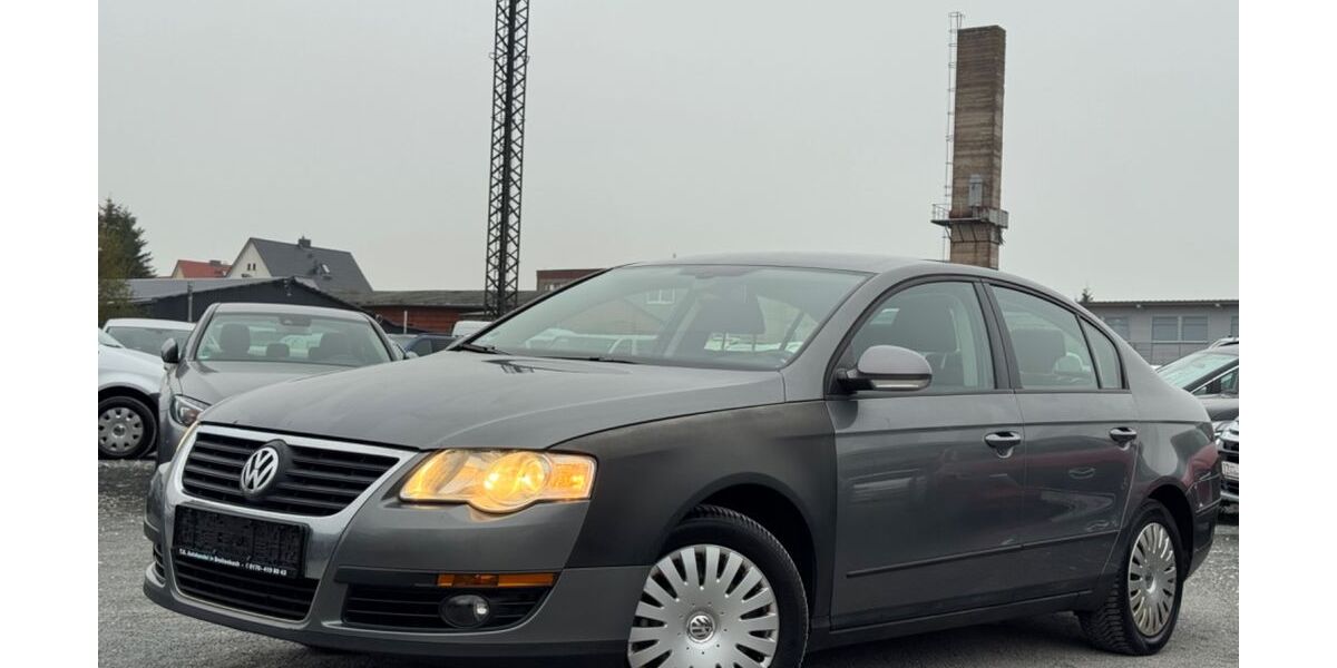 VW Passat 273.042 km 1.499 &euro; Breitenbach 37327