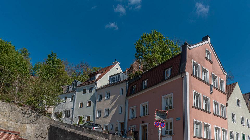 Reihenhaus Landshut - 4 Zimmer, 100 m&sup2;, 1.300&euro; | Angebot:26346349