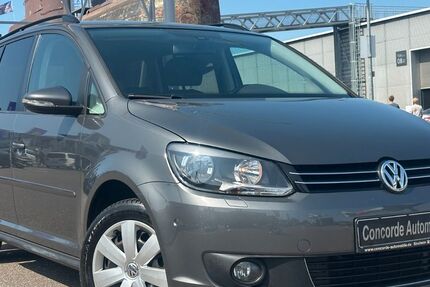 VW Touran 125.130 km 11.890 &euro; Sinsheim 74889