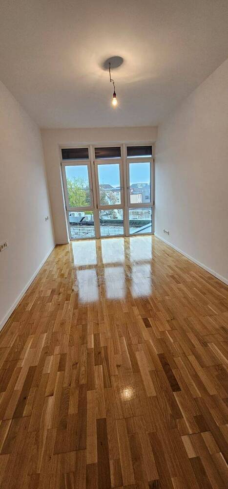 Sehr schöne sanierte 3 Zimmer Wohnung mit Balkon in Moers zu vermieten