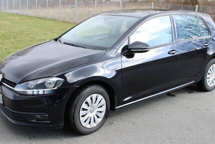 VW Golf 36.657 km 12.900 &euro; Cham 93413