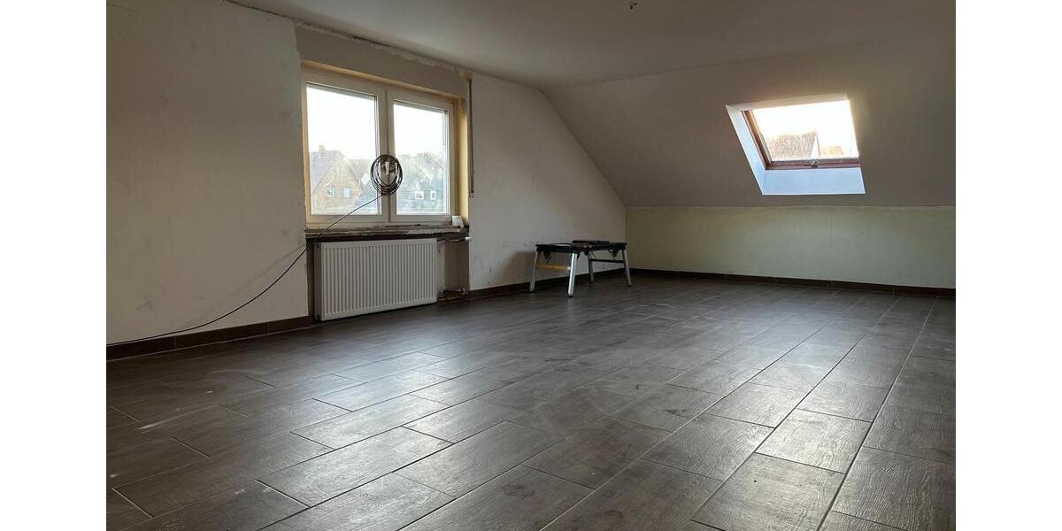 Dachgeschoßwohnung Willebadessen - 2.5 Zimmer, 78 m&sup2;, 650&euro; | Angebot:26645996