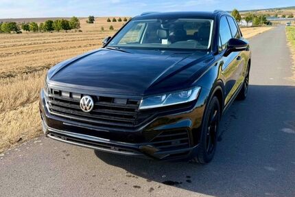 VW Touareg 130.000 km 33.800 € Seega 99707