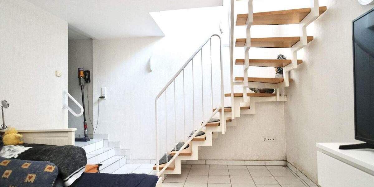 Reihenmittelhaus Neuss Gnadental - 5 Zimmer, 79 m&sup2;, 349.000&euro; | Angebot:24825870