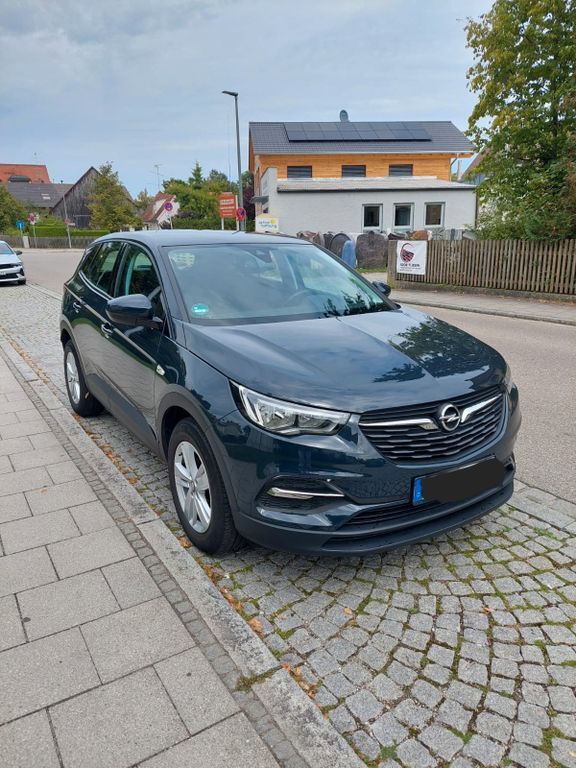 Opel Grandland (X) 64.765 km 14.600 € Augsburg 86150