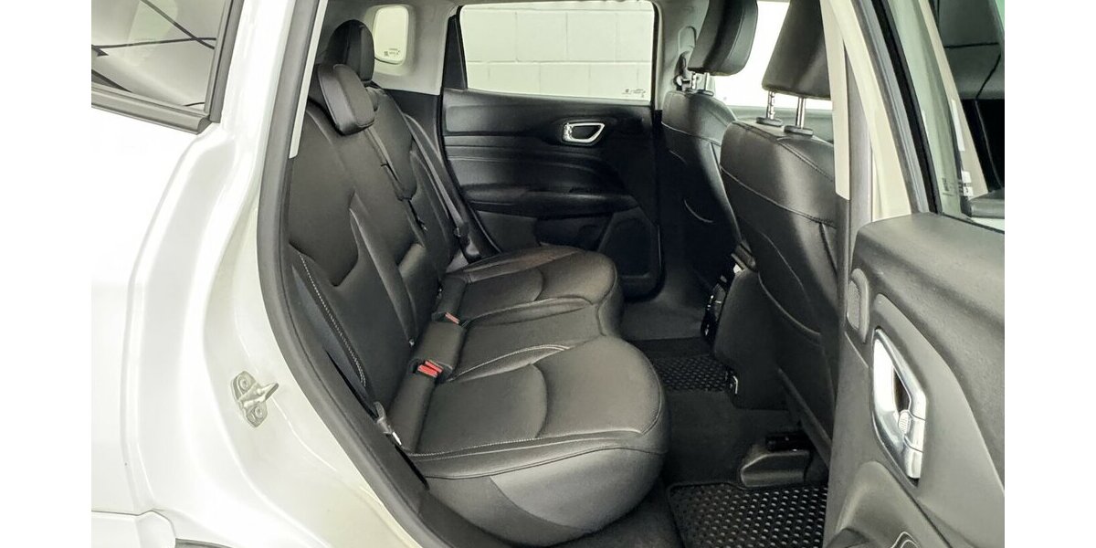 Jeep Compass S Plug-IN Hybrid 4WD 1.Hand Anhängerkplg 61.880 km 24.820 &euro; Lich 35423