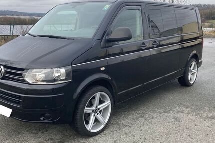 VW T5 Caravelle 280.253 km 17.990 &euro; Sonnefeld 96242