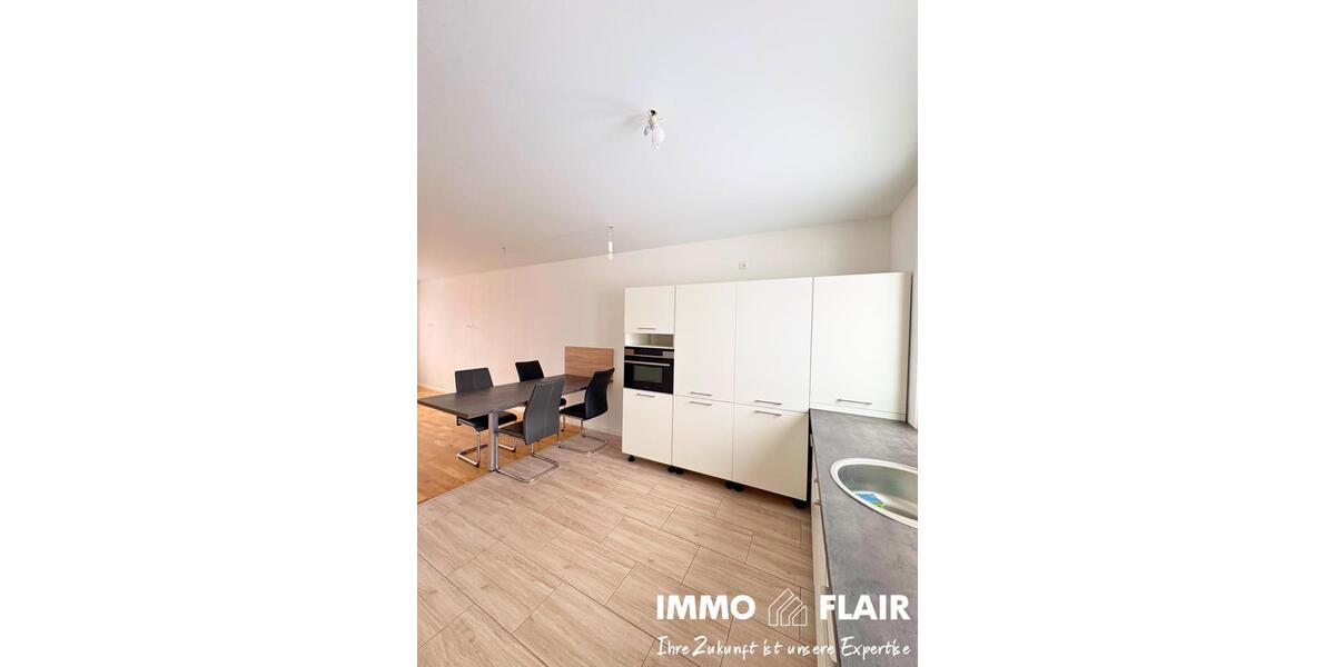 Etagenwohnung Wunsiedel - 3 Zimmer, 81 m&sup2;, 820&euro; | Angebot:26424677
