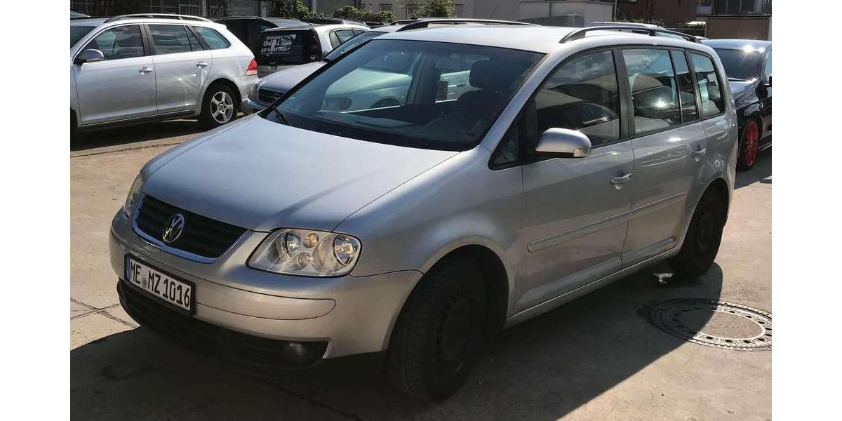 VW Touran 298.000 km 1.200 &euro; Hilden 40721
