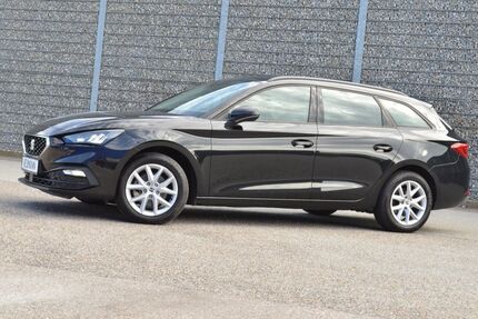 Seat Leon 40.600 km 15.590 &euro; München 81243
