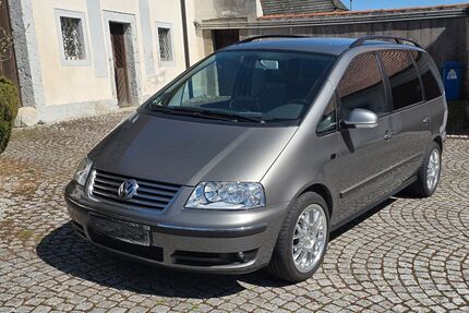 VW Sharan 122.000 km 8.500 &euro; Uttenweiler-Dieterskirch 88524