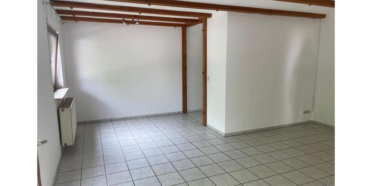 Erdgeschoßwohnung Gundelsheim - 4 Zimmer, 72 m&sup2;, 255.000&euro; | Angebot:27003099