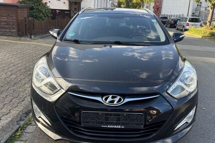 Hyundai i40 202.000 km 5.299 &euro; Gelsenkirchen 45879