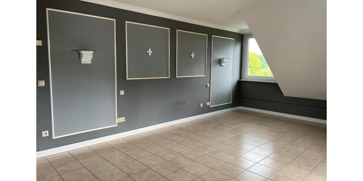 Dachgeschoßwohnung Bitburg - 3 Zimmer, 99 m&sup2;, 950&euro; | Angebot:26420941