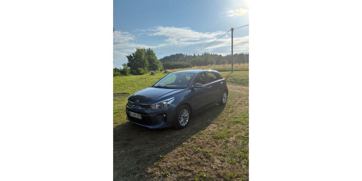 Kia Rio 93.175 km 9.800 &euro; Stadtsteinach 95346