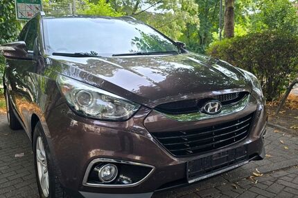 Hyundai ix35 173.000 km 7.900 € Essen 45144