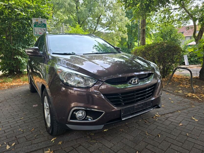 Hyundai ix35 173.000 km 7.900 € Essen 45144