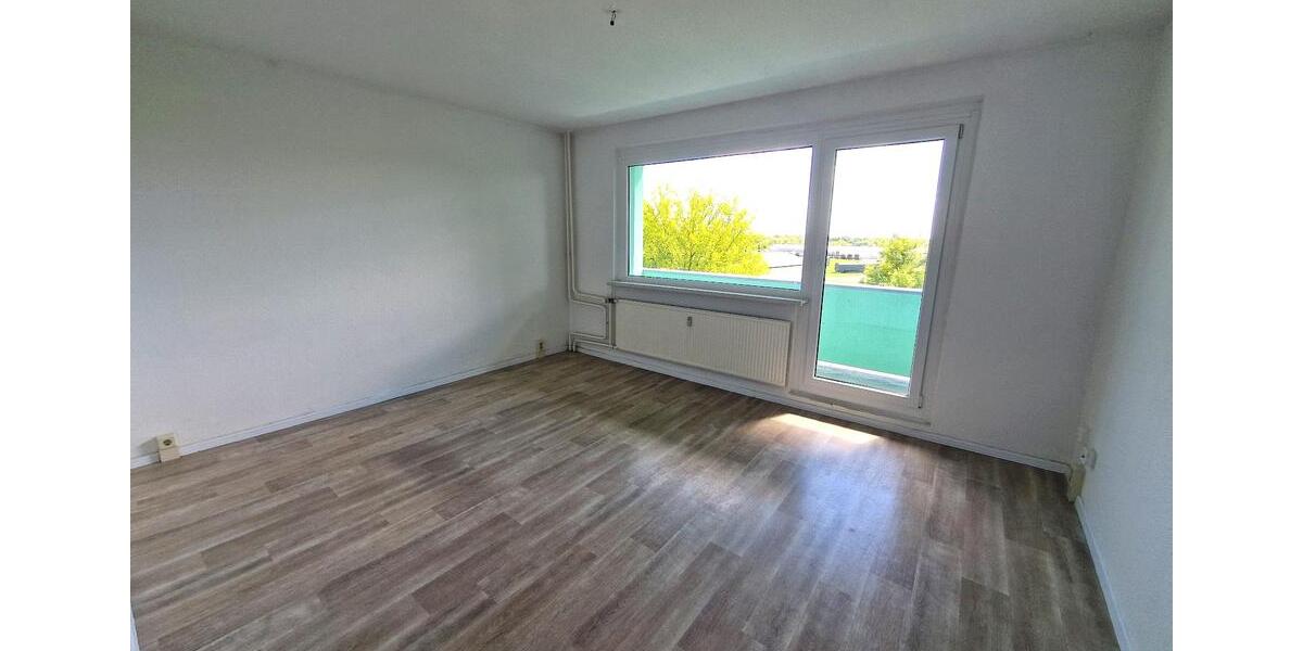 Etagenwohnung Prenzlau - 4 Zimmer, 75 m&sup2;, 418&euro; | Angebot:26300353