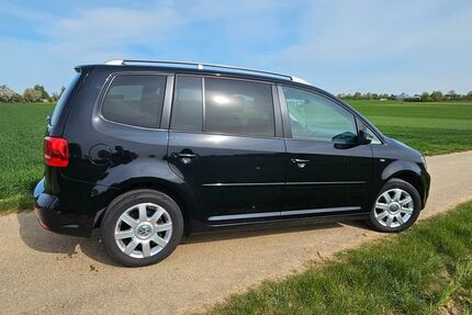 VW Touran 273.300 km 6.900 &euro; Altheim/Alb 89174
