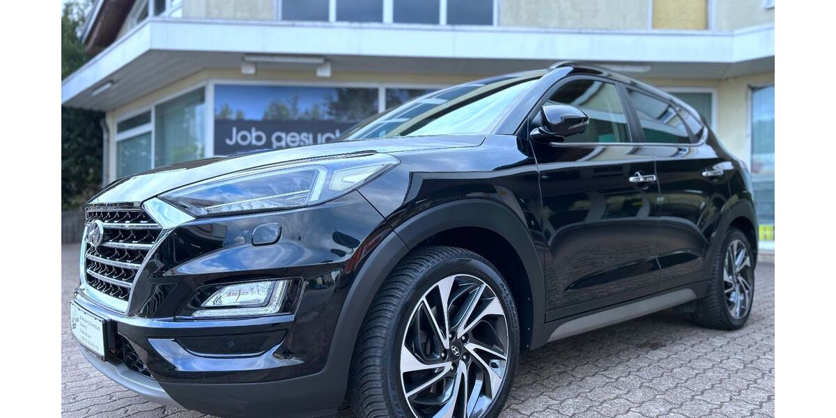 Hyundai TUCSON 114.000 km 18.990 &euro; Losheim am See 66679