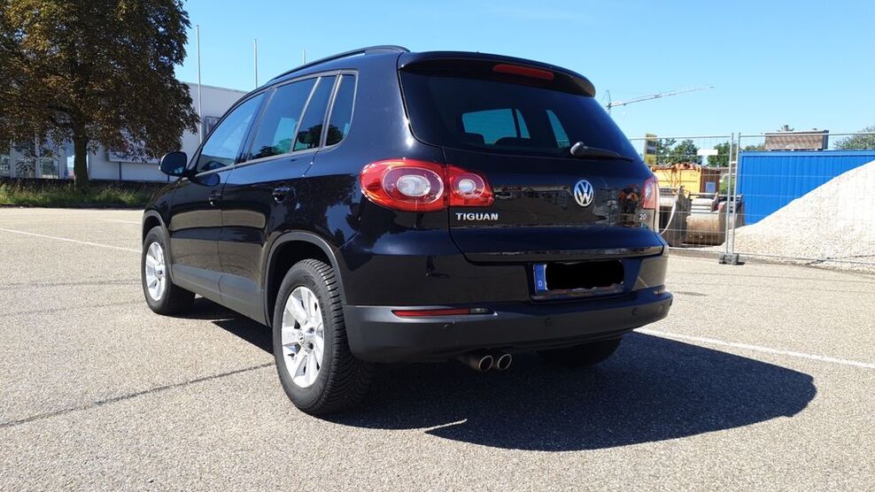 VW Tiguan 308.000 km 2.700 € Baden-Baden 76534