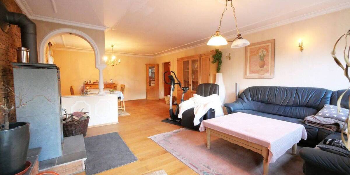 Einfamilienhaus Lichtenau Herbram - 5 Zimmer, 184 m&sup2;, 150.000&euro; | Angebot:23957124