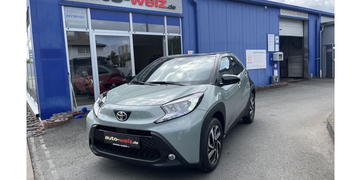 Toyota Aygo (X) 2.500 km 18.690 &euro; Saalfeld 07318