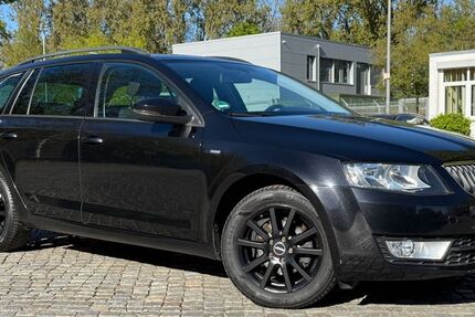 Skoda Octavia 140.000 km 8.990 &euro; Bremen 28329