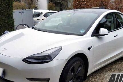 Tesla Model 3 39.950 km 28.550 &euro; Schöningen 38364