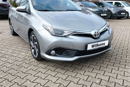 Toyota Auris 120.000 km 14.400 &euro; Lohne 49393