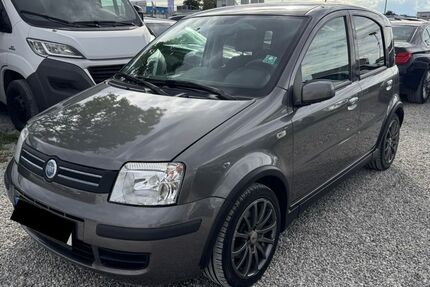 Fiat Panda 153.000 km 1.990 &euro; München 81829