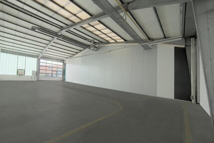 Halle, Lagerhalle, Produktionshalle