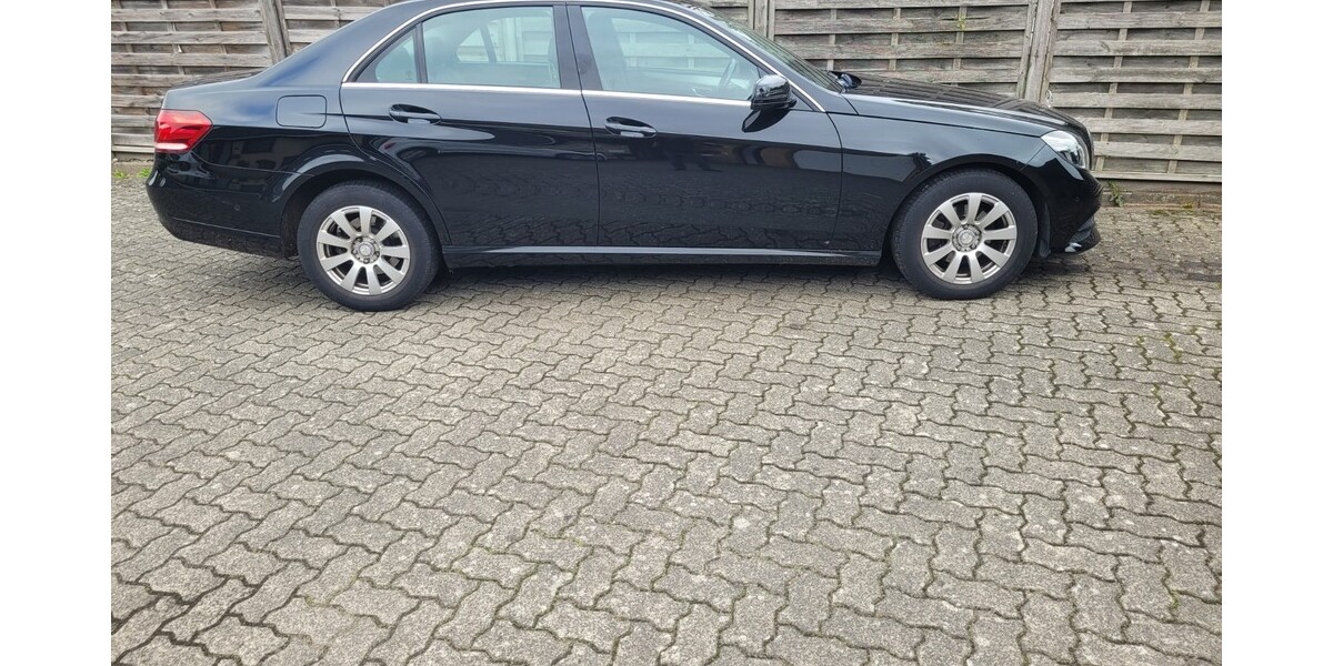 Mercedes-Benz 200 140.000 km 16.700 &euro; Bargenstedt 25704