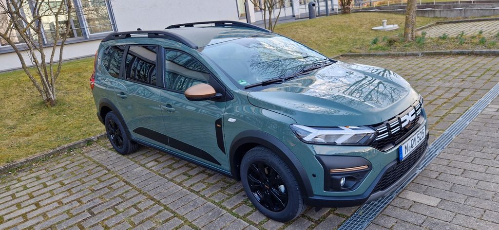 Dacia Jogger 8.400 km 20.900 &euro; Unterschleissheim 85716