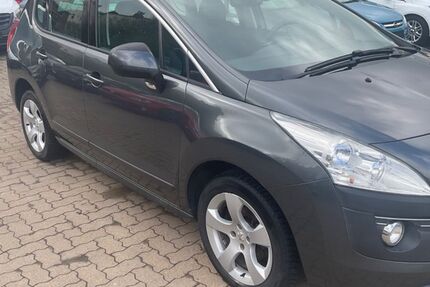 Peugeot 3008 183.400 km 3.990 &euro; Hamburg 21107