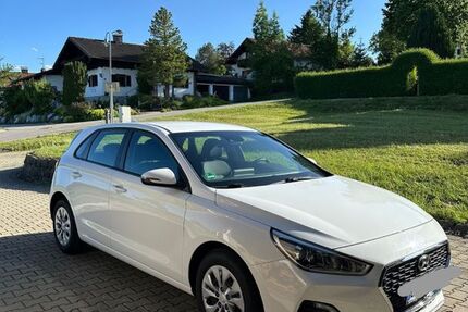 Hyundai i30 46.000 km 13.500 &euro; Seeg 87637