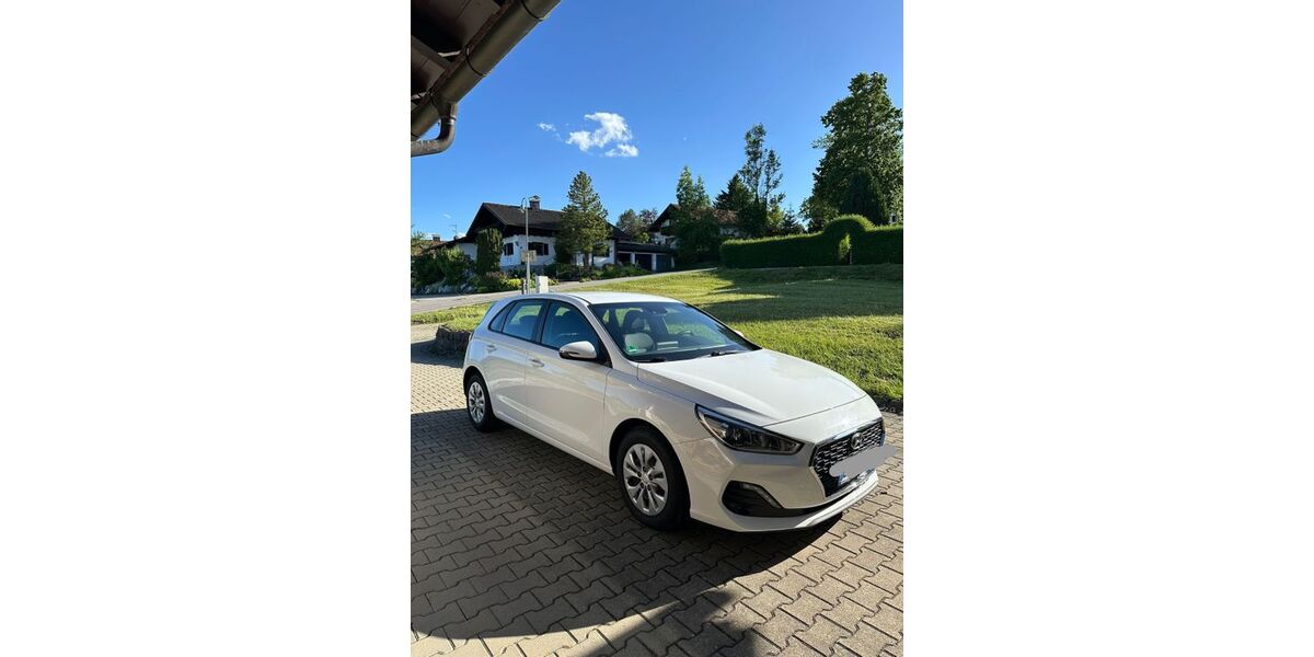 Hyundai i30 46.000 km 13.500 &euro; Seeg 87637