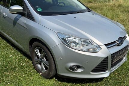Ford Focus 127.000 km 4.700 &euro; Jena 07743
