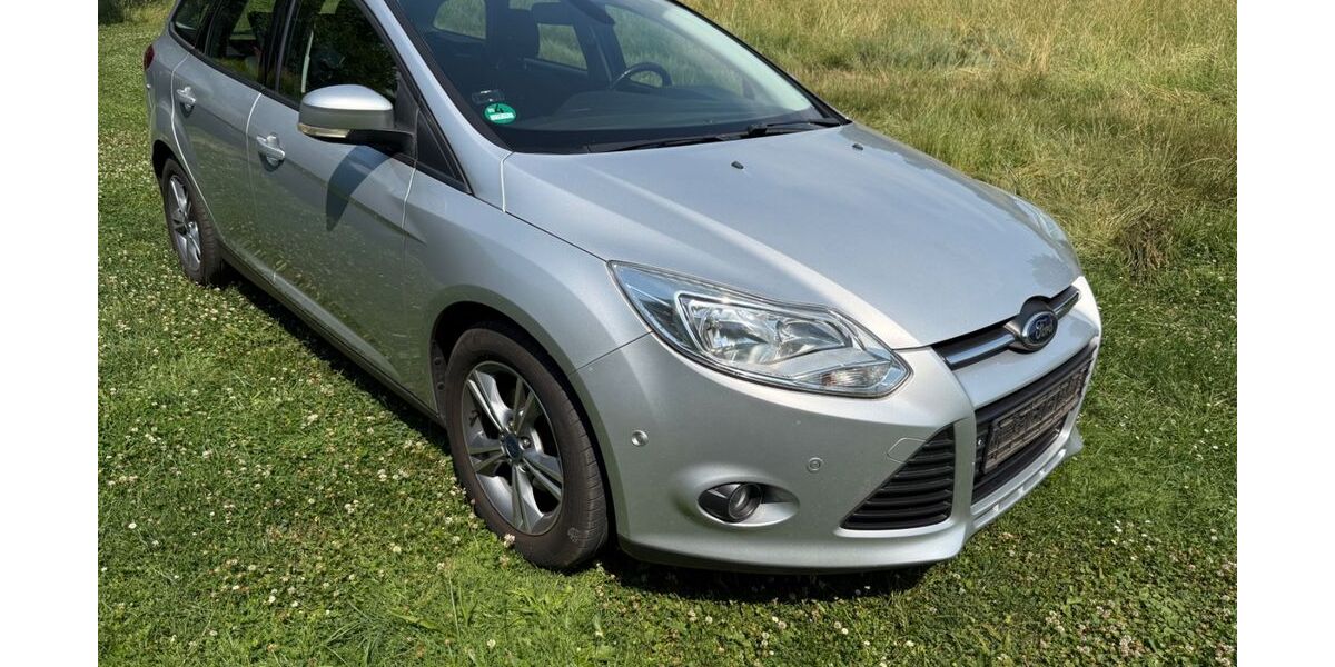 Ford Focus 127.000 km 4.700 &euro; Jena 07743