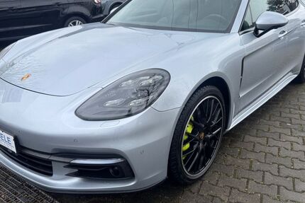Porsche Panamera 104.900 km 64.490 € Pfaffenhofen 89284