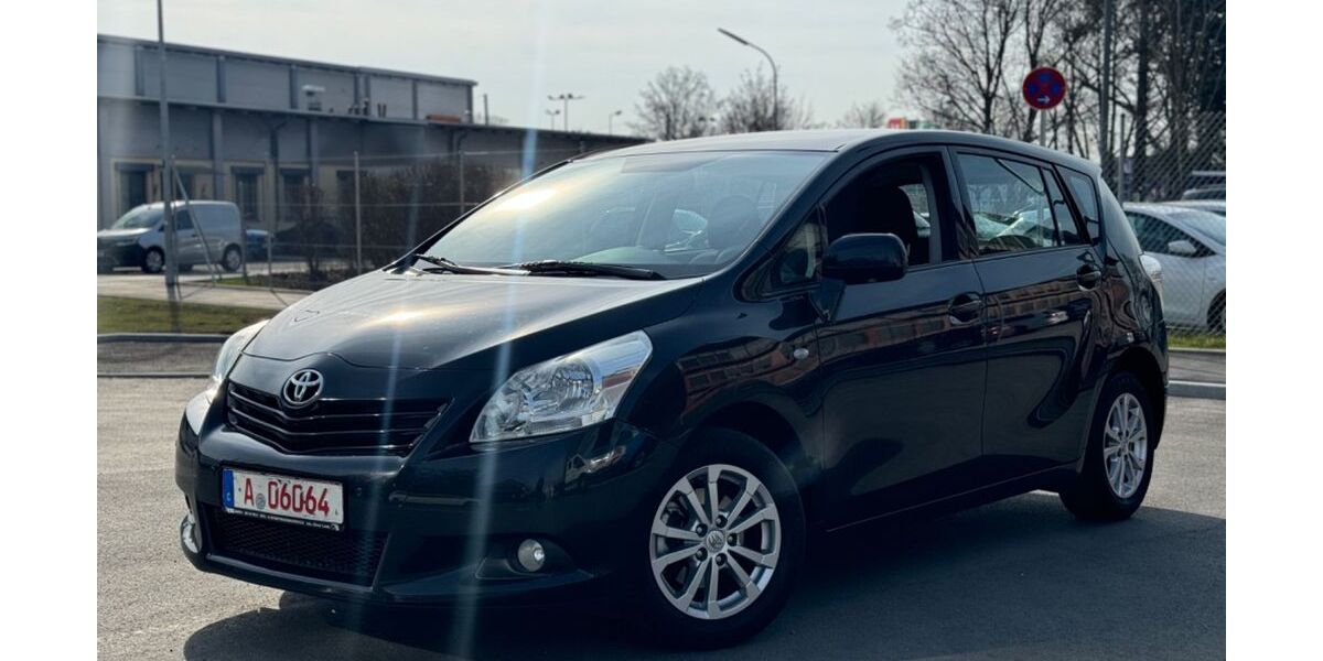 Toyota Verso 218.000 km 5.790 &euro; Augsburg 86154