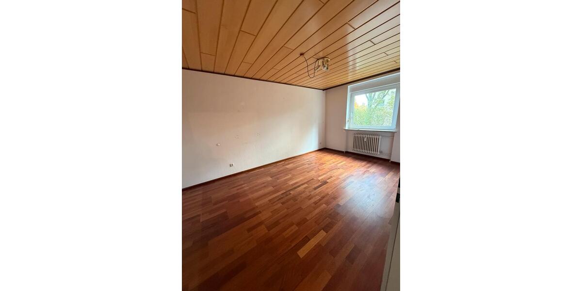 Hochparterre Braunschweig - 4 Zimmer, 99 m&sup2;, 199.000&euro; | Angebot:26884747