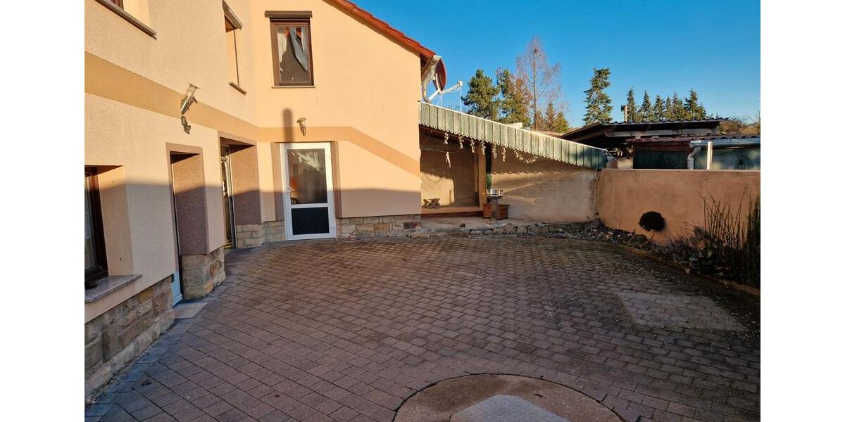 Einfamilienhaus An der Schmücke - 7 Zimmer, 173 m&sup2;, 185.000&euro; | Angebot:27018999