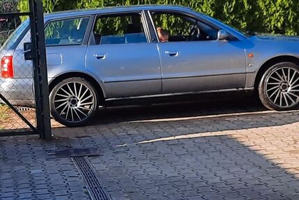 Audi A4 250.000 km 750 &euro; Wittorf 21357